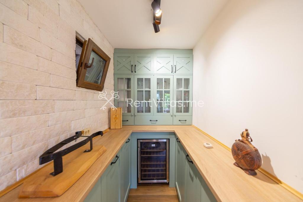 SUNSET & SUNRISE VILLAS