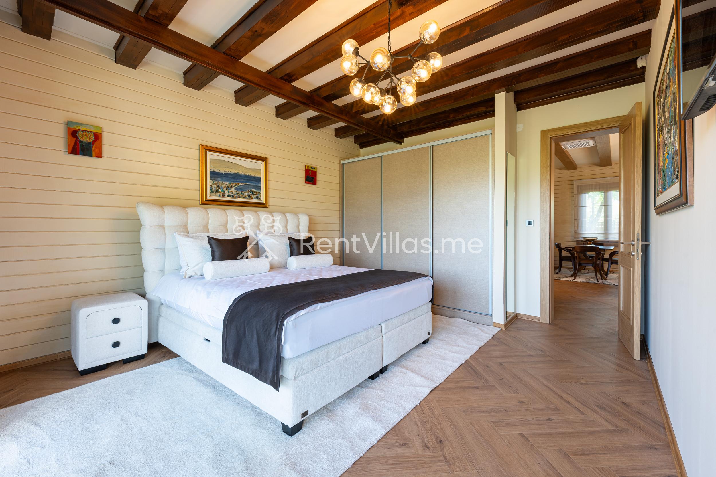 Oria Retreat