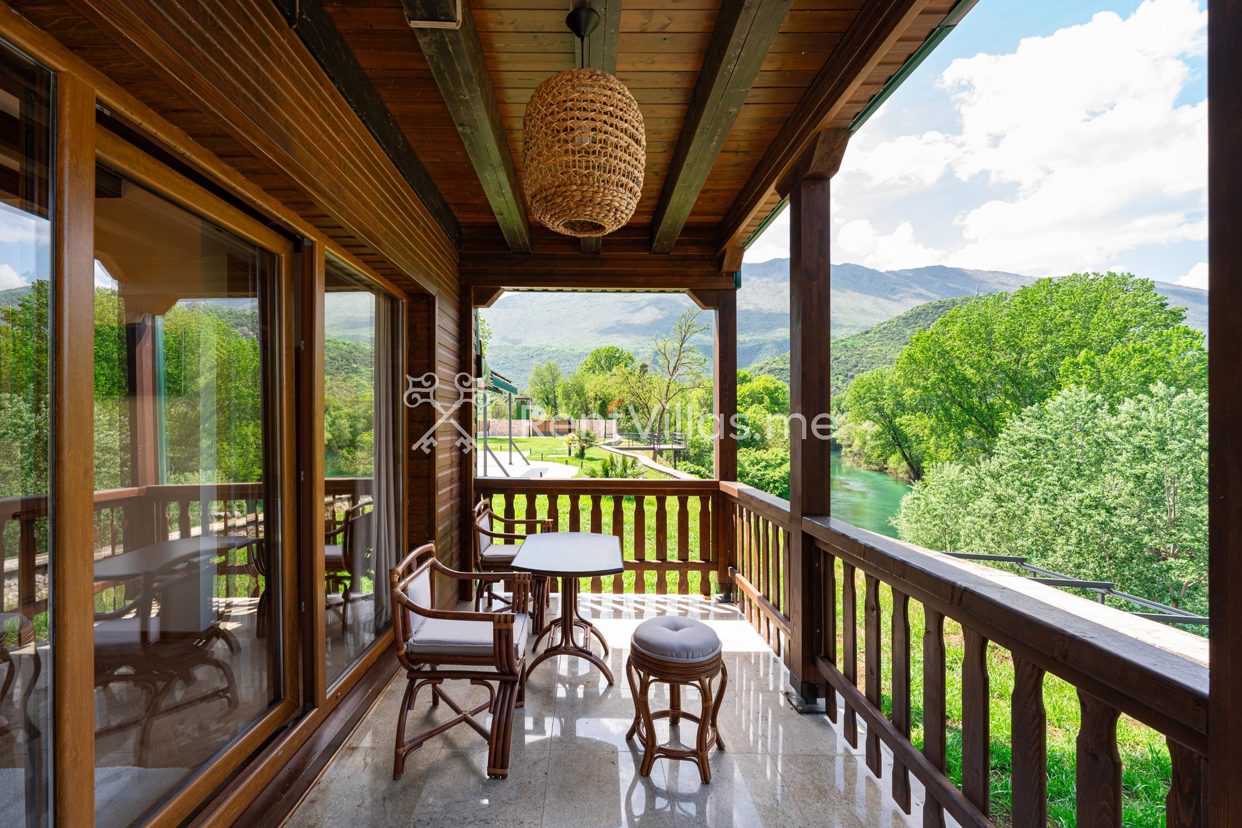 Oria Retreat