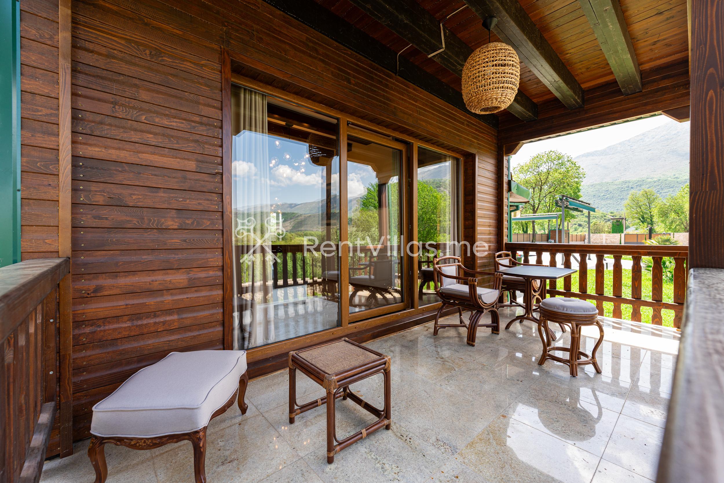 Oria Retreat