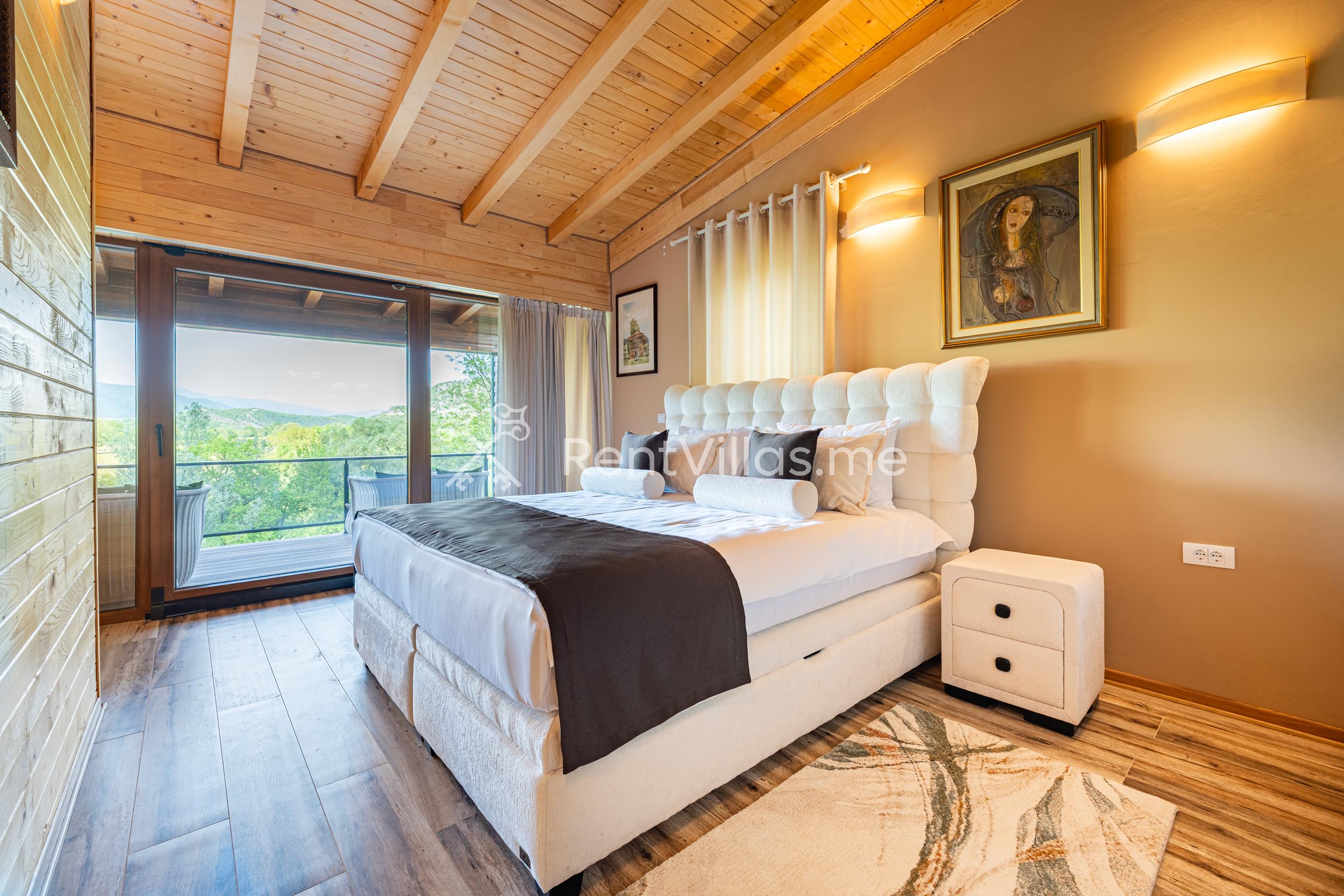 Oria Retreat