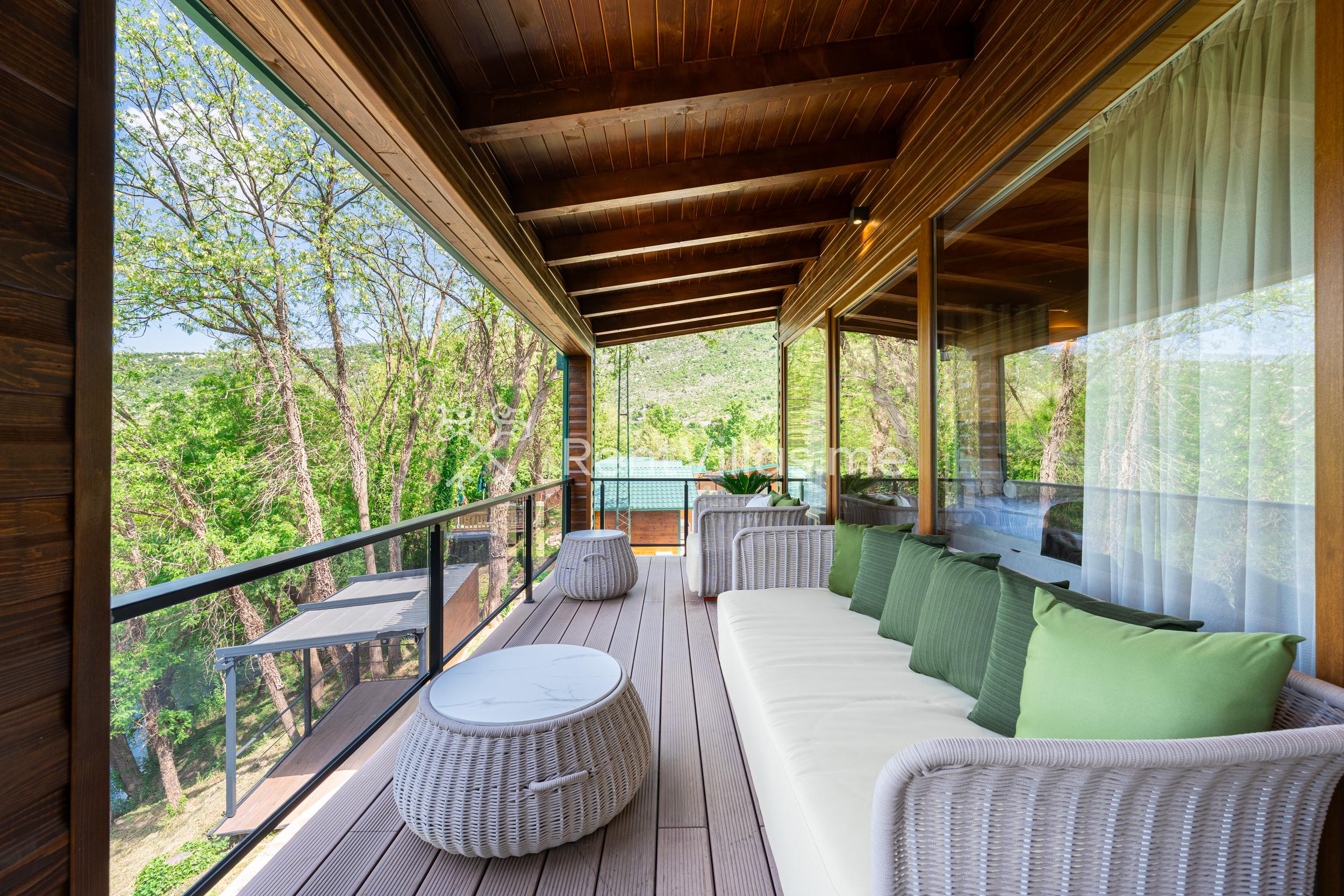Oria Retreat