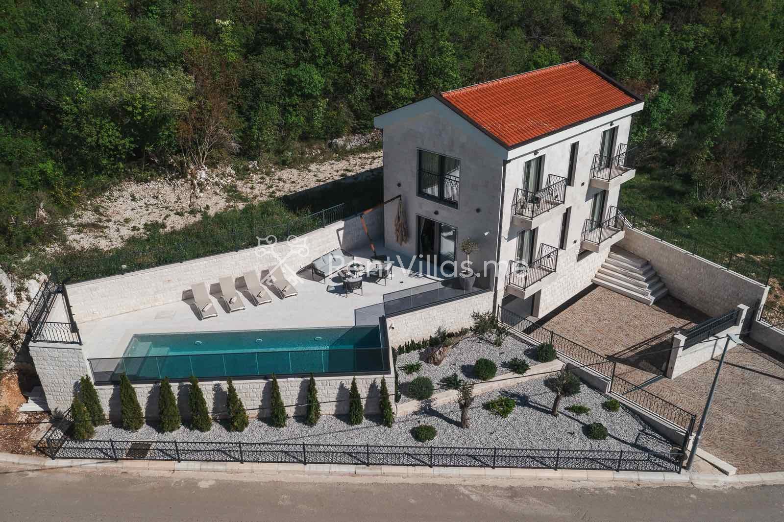 BOUTIQUE VILLA LEVANTE