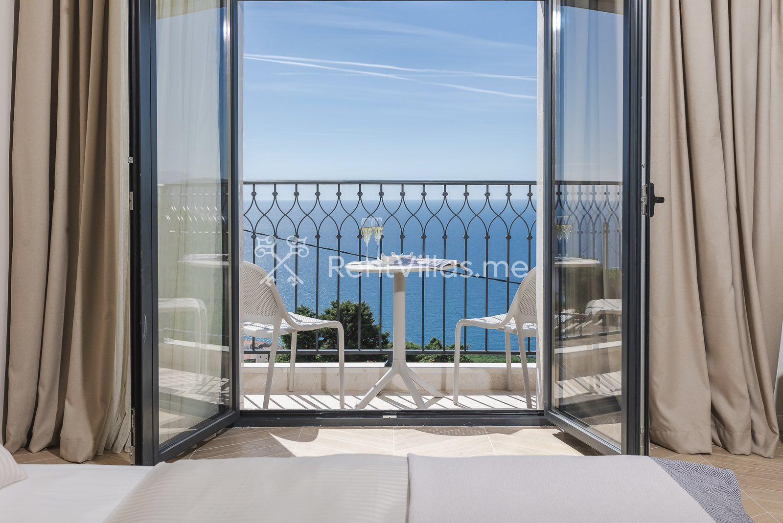 BOUTIQUE VILLA LEVANTE