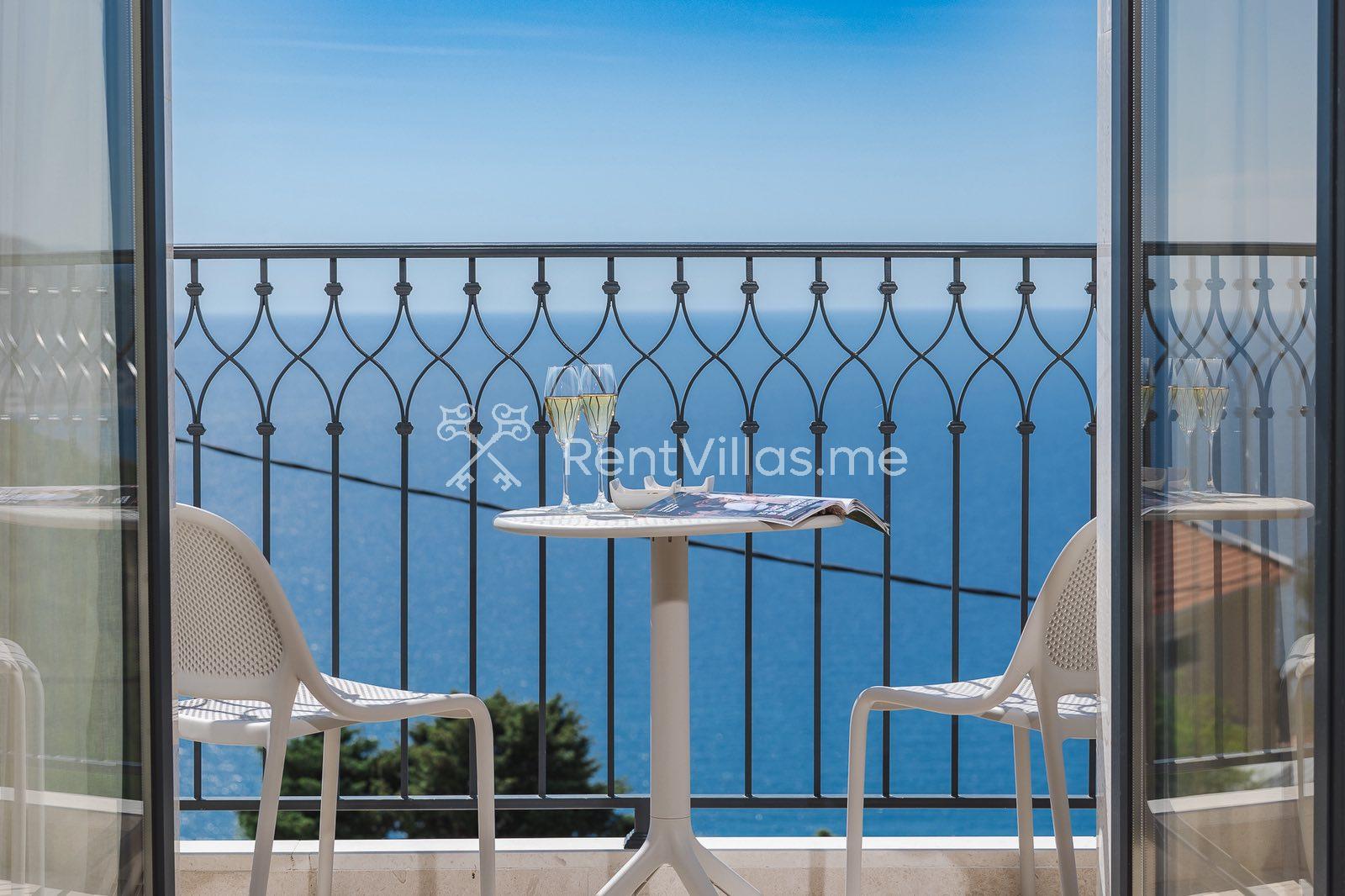 BOUTIQUE VILLA LEVANTE