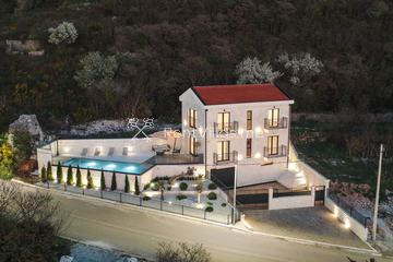 BOUTIQUE VILLA LAVANTE