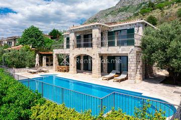 Villa Azzura